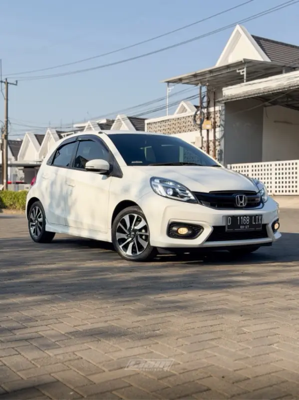 2017 Honda Brio 1.2 RS - Foto 1 dari 10
