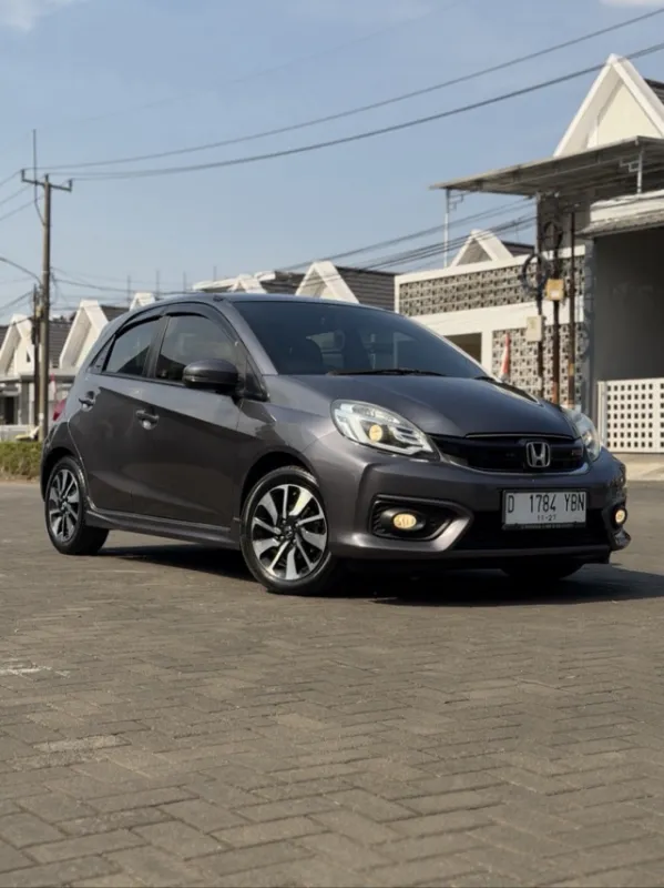 2017 Honda Brio 1.2 RS - Foto 1 dari 10