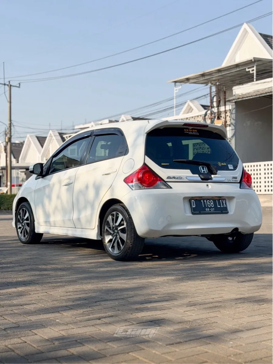 Foto Mobil Bekas Kiri Belakang Honda Brio 1.2 RS tahun 2017