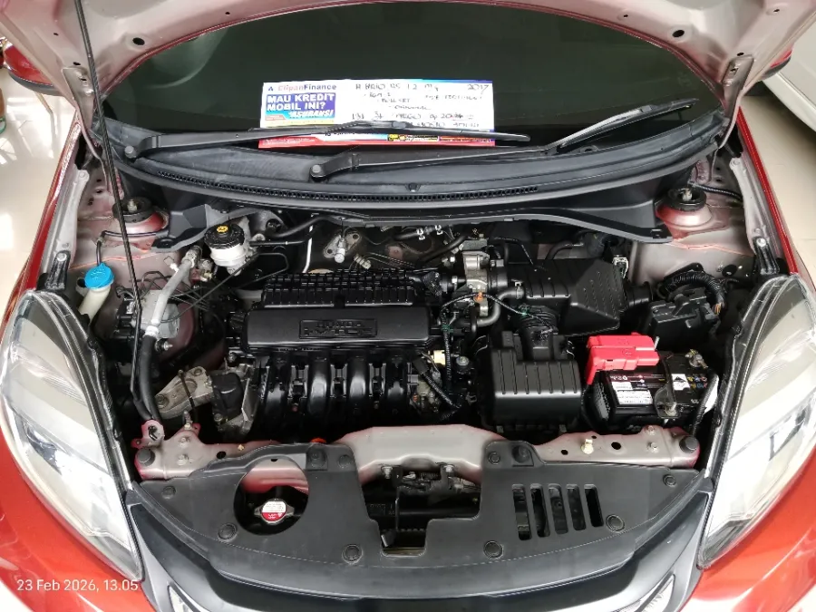 Foto Mobil Bekas Mesin Honda Brio 1.2 RS tahun 2017