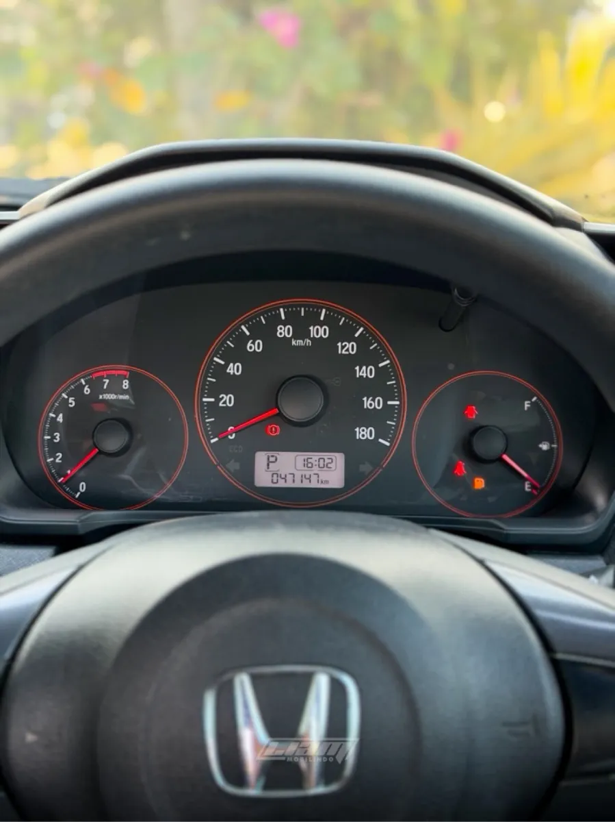 Foto Mobil Bekas Odometer Honda Brio 1.2 RS tahun 2017