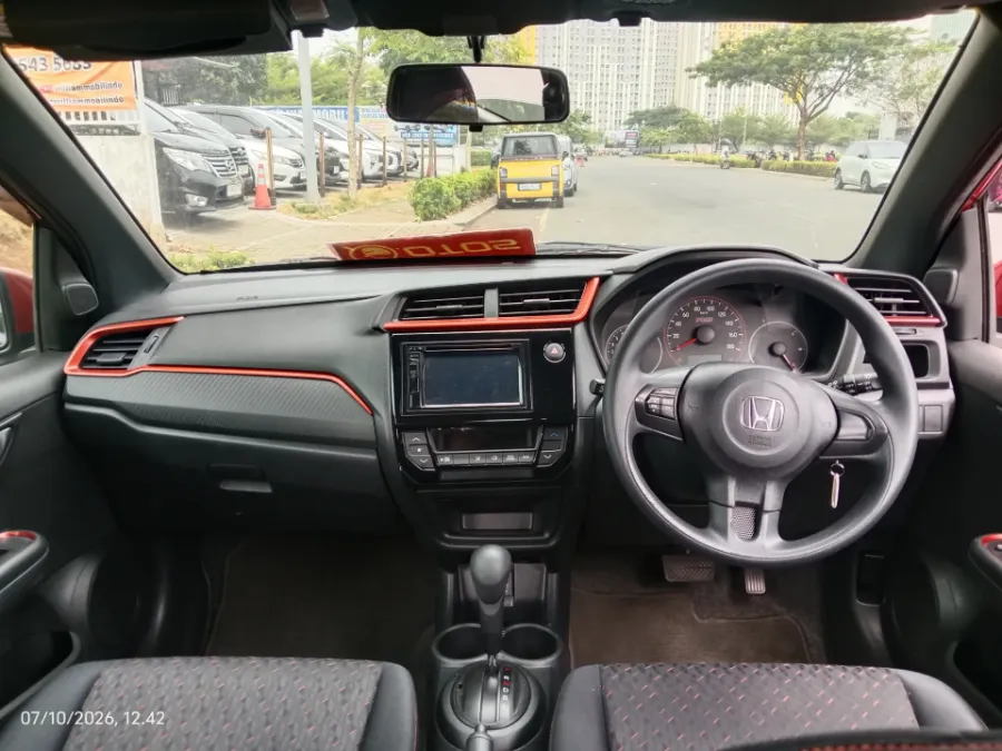 Foto Mobil Bekas Dashboard Honda Brio 1.2 RS tahun 2019