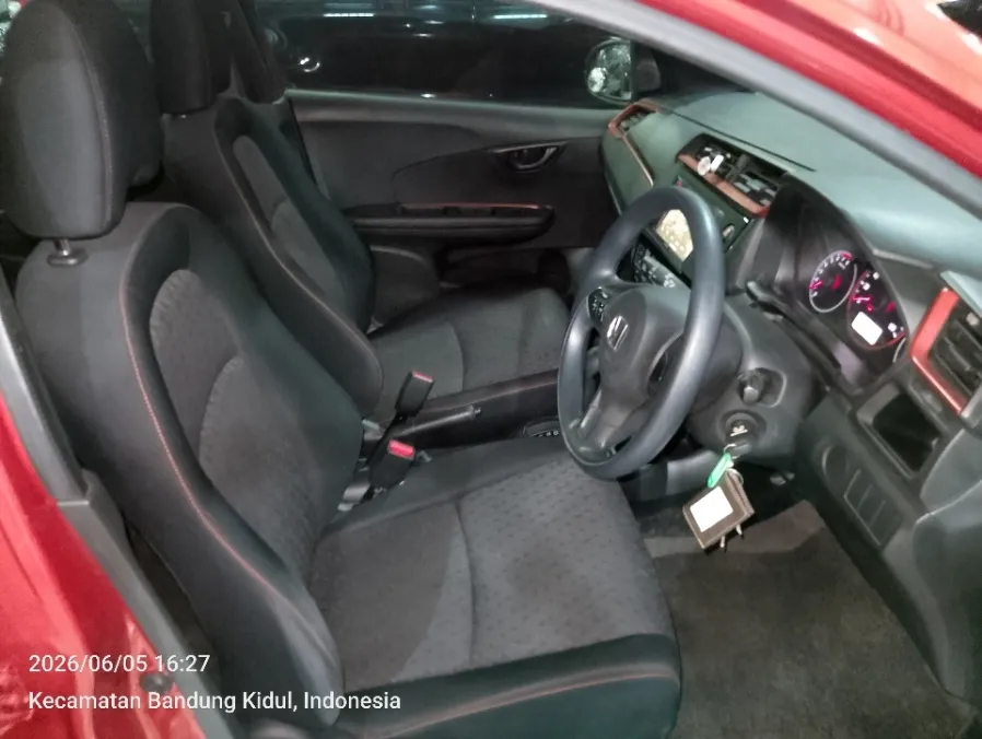 Foto Mobil Bekas Kabin Depan Honda Brio 1.2 RS tahun 2019