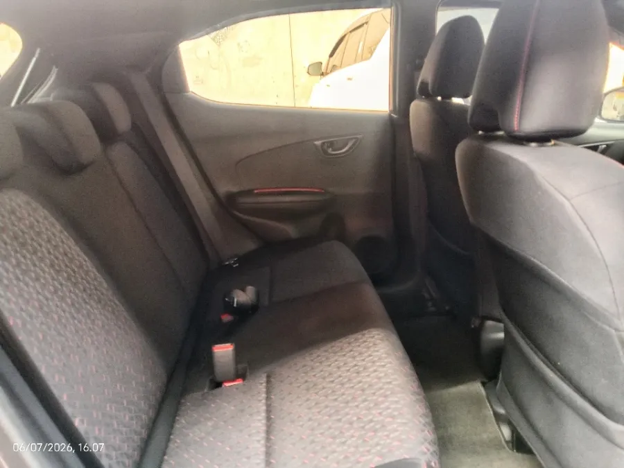 Foto Mobil Bekas Kabin Belakang Honda Brio 1.2 RS tahun 2020