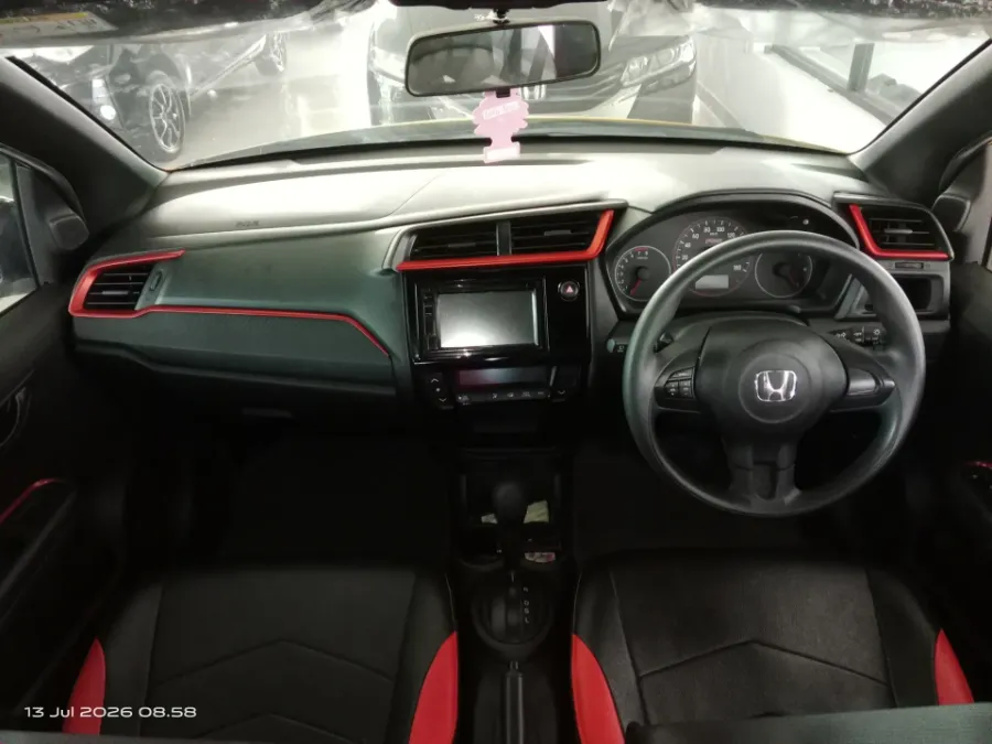 Foto Mobil Bekas Dashboard Honda Brio 1.2 RS tahun 2021