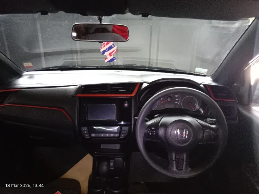 Foto Mobil Bekas Dashboard Honda Brio 1.2 RS tahun 2021