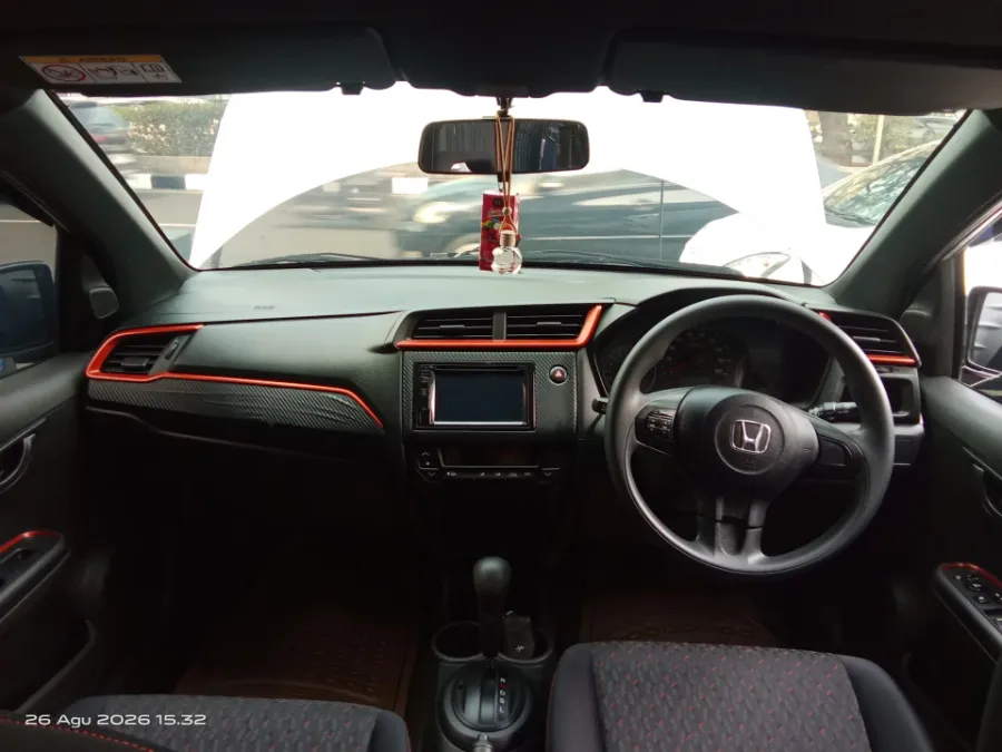 Foto Mobil Bekas Dashboard Honda Brio 1.2 RS tahun 2021