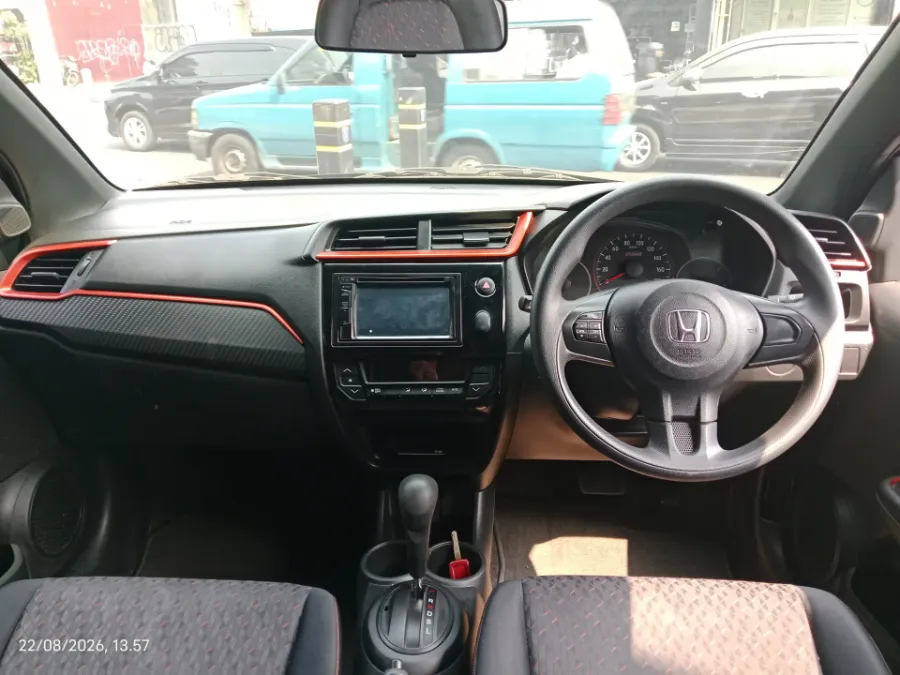 Foto Mobil Bekas Dashboard Honda Brio 1.2 RS tahun 2021