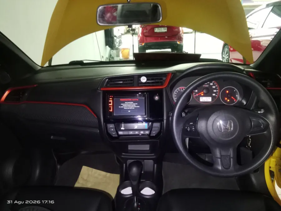 Foto Mobil Bekas Dashboard Honda Brio 1.2 RS tahun 2021