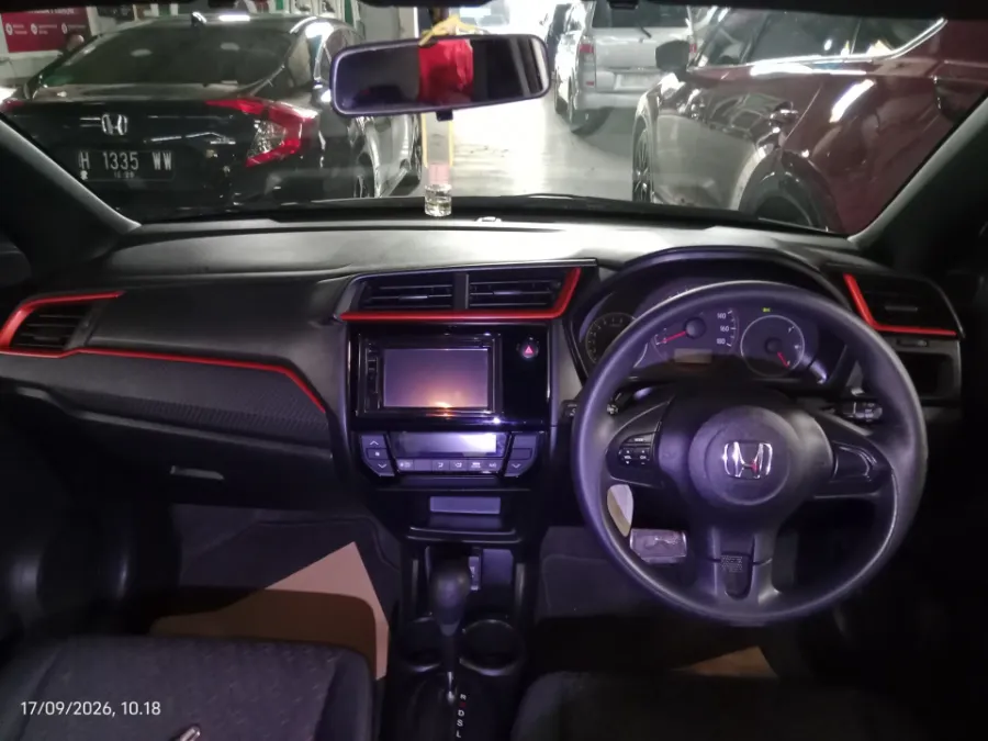 Foto Mobil Bekas Dashboard Honda Brio 1.2 RS tahun 2021
