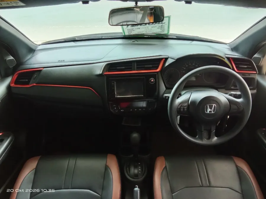 Foto Mobil Bekas Dashboard Honda Brio 1.2 RS tahun 2021