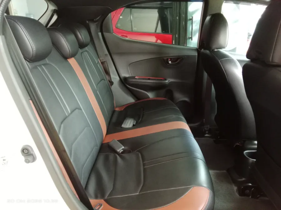 Foto Mobil Bekas Kabin Belakang Honda Brio 1.2 RS tahun 2021