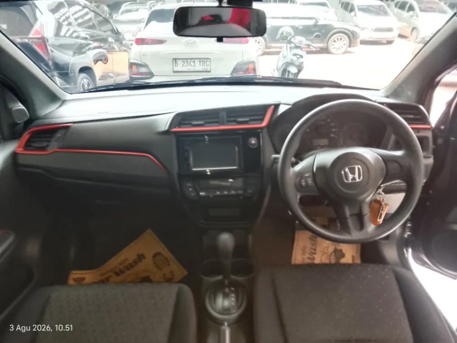 Foto Mobil Bekas Dashboard Honda Brio 1.2 RS tahun 2022