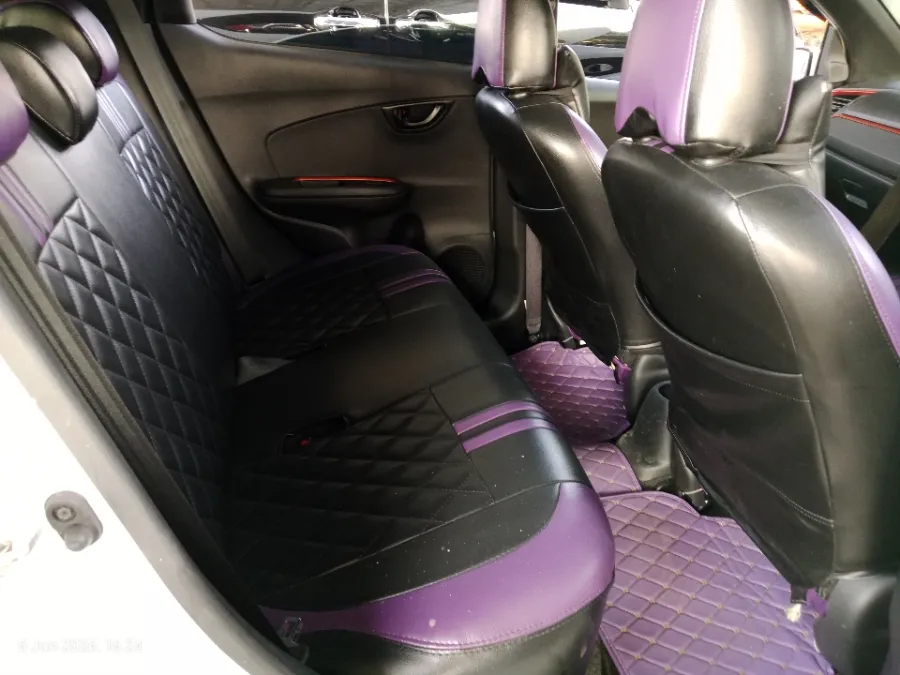 Foto Mobil Bekas Kabin Belakang Honda Brio 1.2 RS tahun 2022