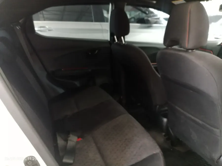 Foto Mobil Bekas Kabin Belakang Honda Brio 1.2 RS tahun 2022