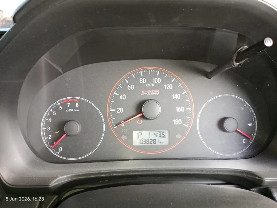 Foto Mobil Bekas Odometer Honda Brio 1.2 RS tahun 2022