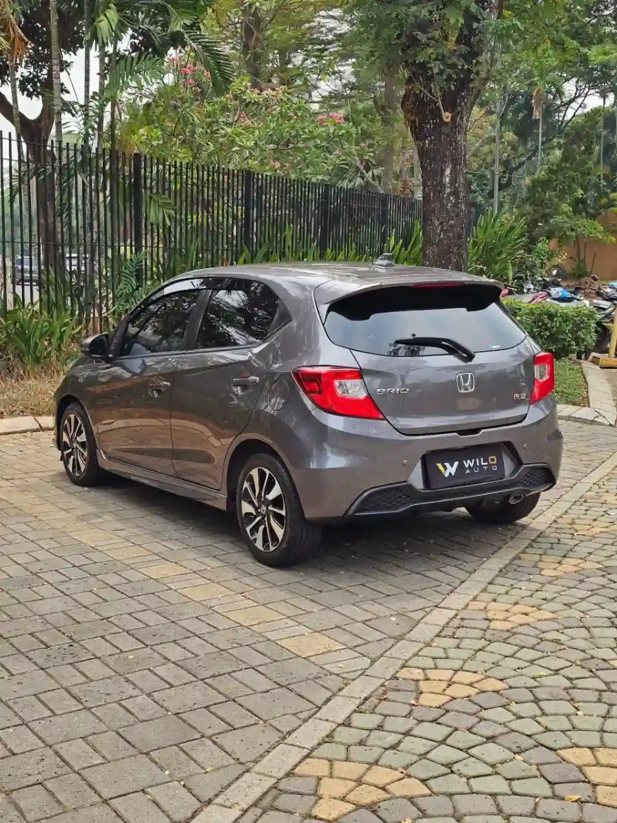 Foto Mobil Bekas Kiri Belakang Honda Brio 1.2 RS tahun 2023