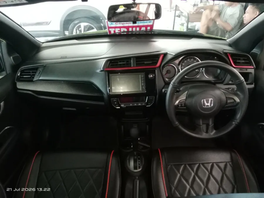 Foto Mobil Bekas Dashboard Honda Brio 1.2 RS tahun 2024