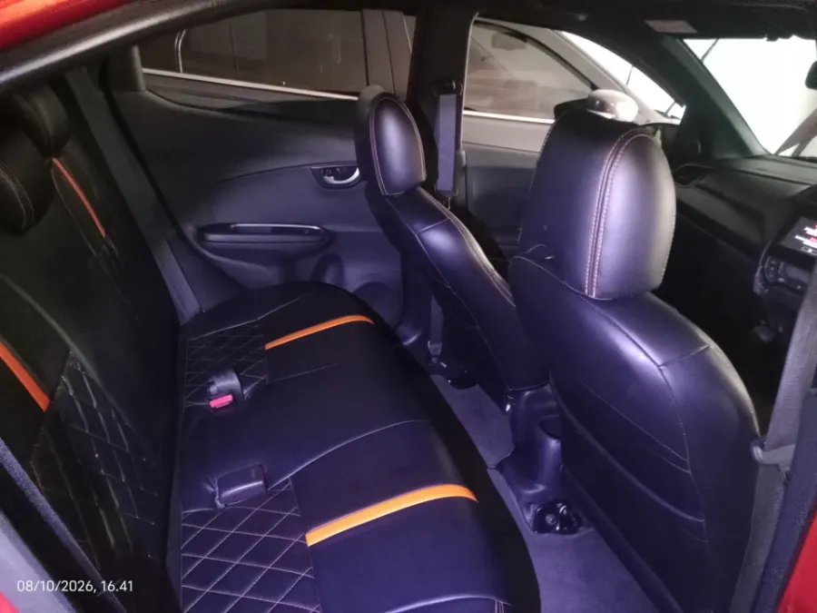 Foto Mobil Bekas Kabin Belakang Honda Brio 1.2 RS tahun 2024