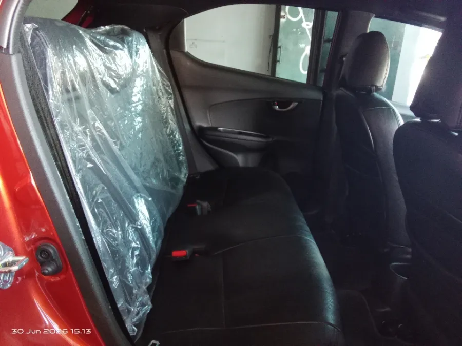 Foto Mobil Bekas Kabin Belakang Honda Brio 1.2 RS tahun 2025