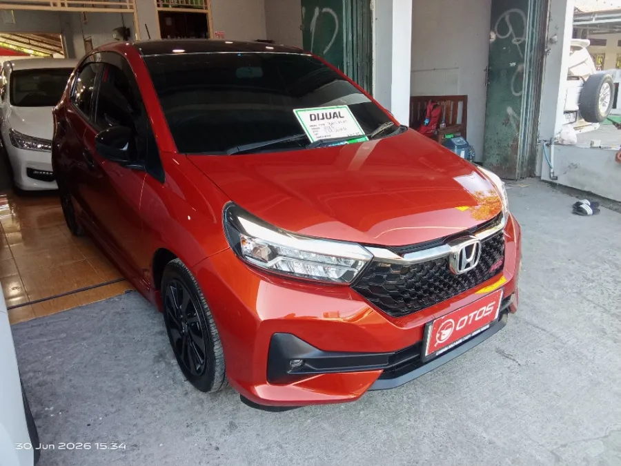 Foto Mobil Bekas Kanan Depan Honda Brio 1.2 RS tahun 2025