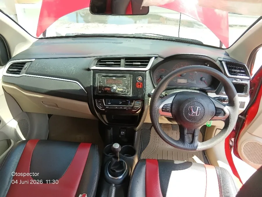 Foto Mobil Bekas Dashboard Honda Brio 1.2 Satya E tahun 2016