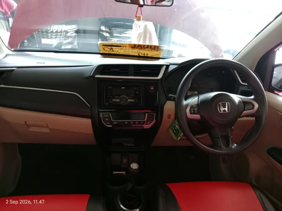 Foto Mobil Bekas Dashboard Honda Brio 1.2 Satya E tahun 2016