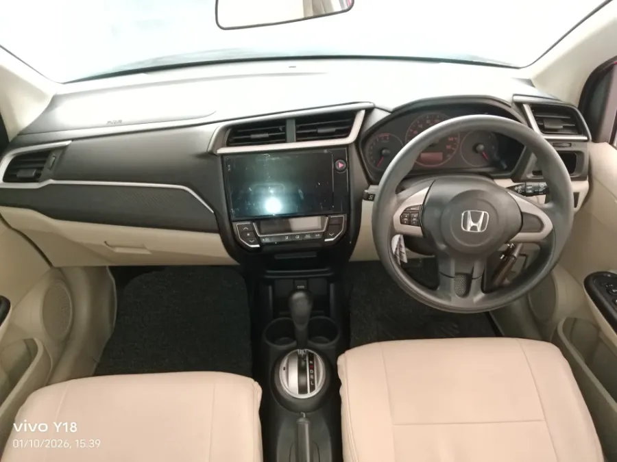 Foto Mobil Bekas Dashboard Honda Brio 1.2 Satya E tahun 2016
