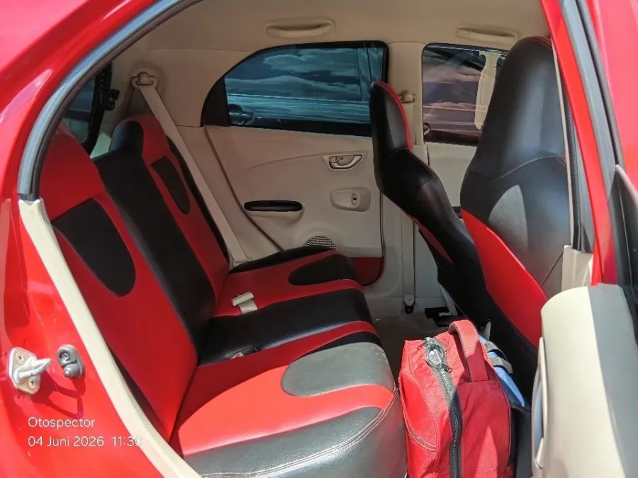 Foto Mobil Bekas Kabin Belakang Honda Brio 1.2 Satya E tahun 2016