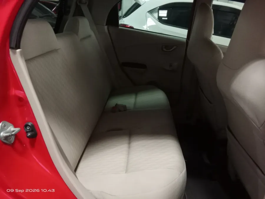 Foto Mobil Bekas Kabin Belakang Honda Brio 1.2 Satya E tahun 2016
