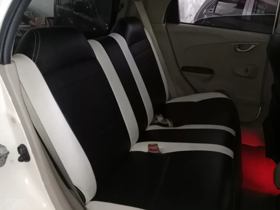 Foto Mobil Bekas Kabin Belakang Honda Brio 1.2 Satya E tahun 2016