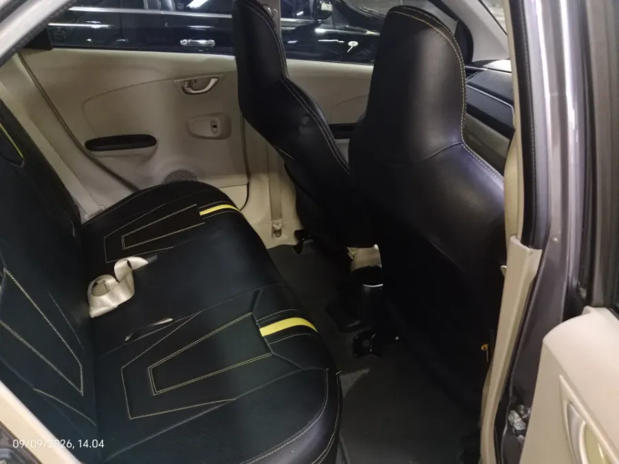 Foto Mobil Bekas Kabin Belakang Honda Brio 1.2 Satya E tahun 2017