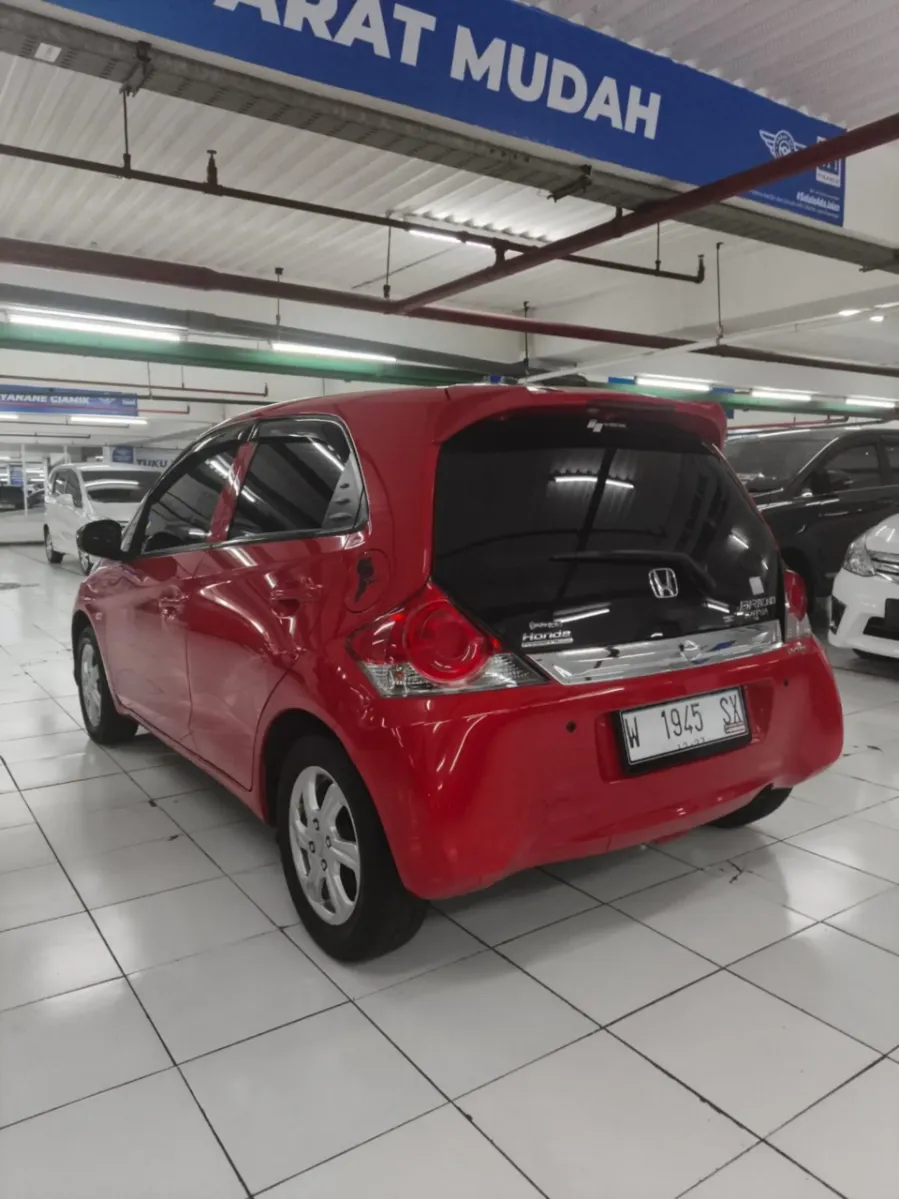 Foto Mobil Bekas Kiri Belakang Honda Brio 1.2 Satya E tahun 2017