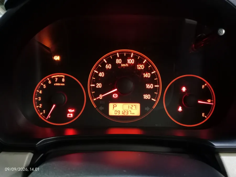Foto Mobil Bekas Odometer Honda Brio 1.2 Satya E tahun 2017