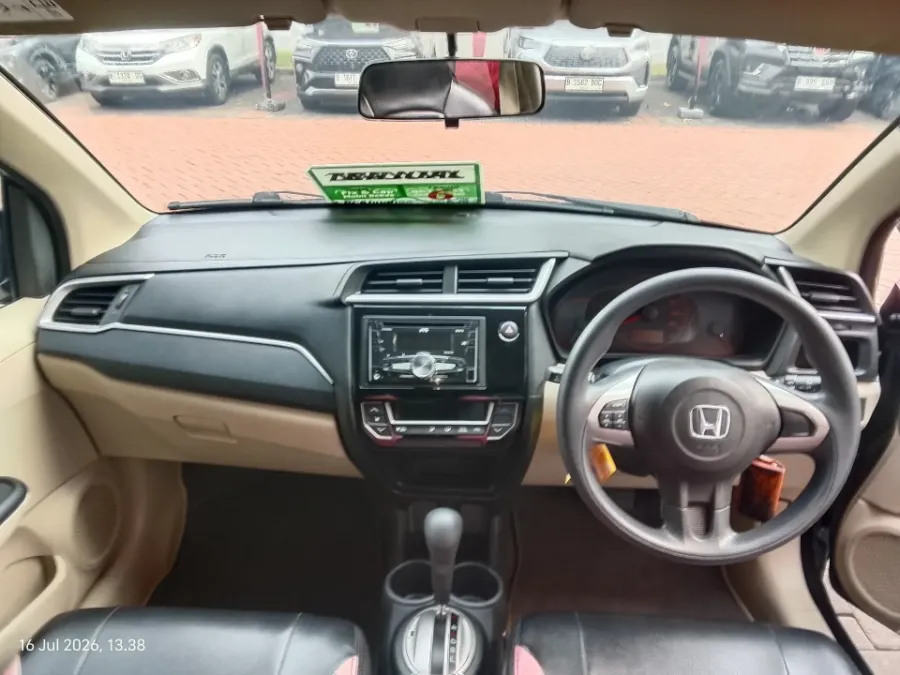 Foto Mobil Bekas Dashboard Honda Brio 1.2 Satya E tahun 2018