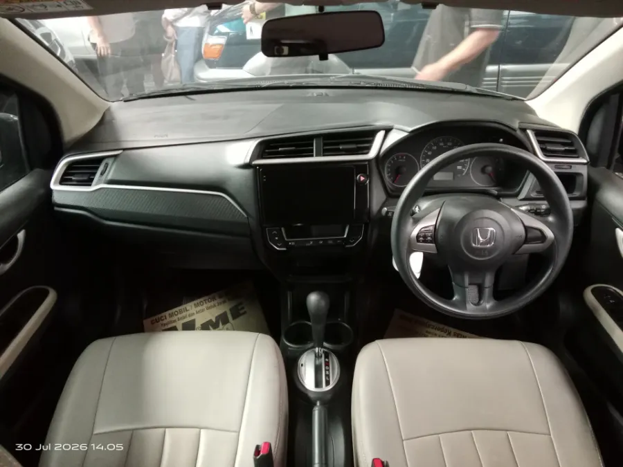 Foto Mobil Bekas Dashboard Honda Brio 1.2 Satya E tahun 2018