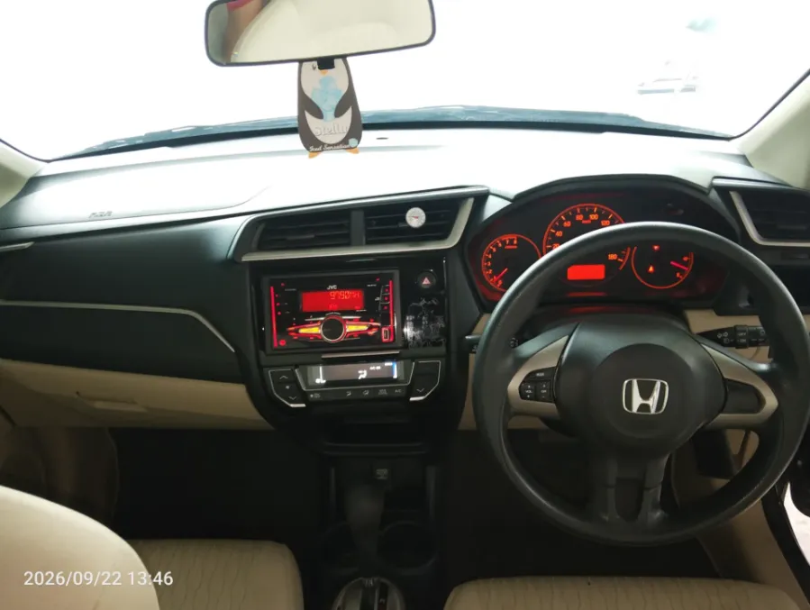 Foto Mobil Bekas Dashboard Honda Brio 1.2 Satya E tahun 2018