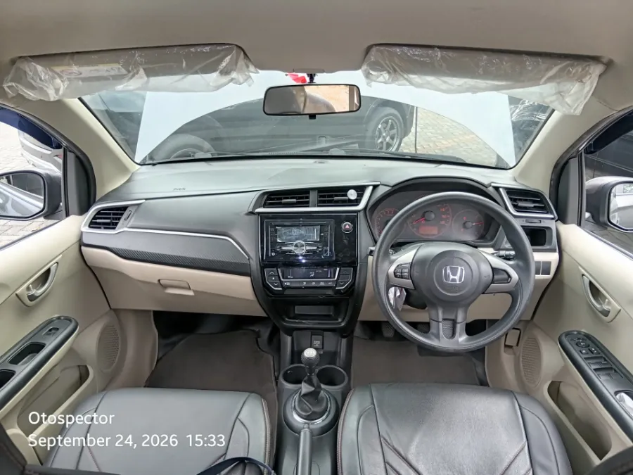 Foto Mobil Bekas Dashboard Honda Brio 1.2 Satya E tahun 2018
