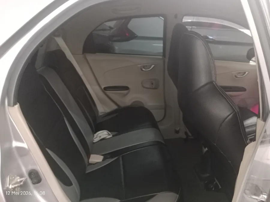Foto Mobil Bekas Kabin Belakang Honda Brio 1.2 Satya E tahun 2018