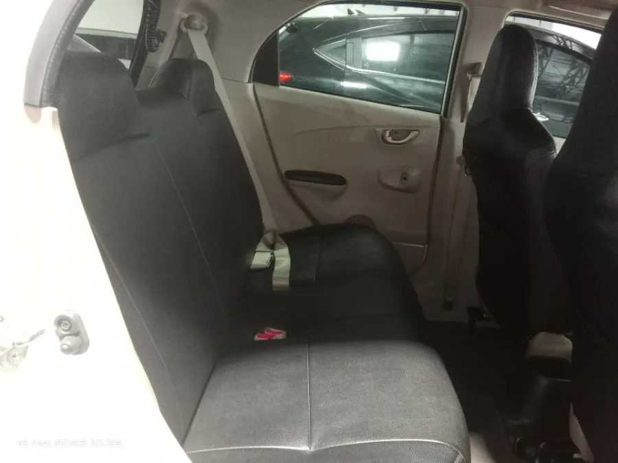 Foto Mobil Bekas Kabin Belakang Honda Brio 1.2 Satya E tahun 2018