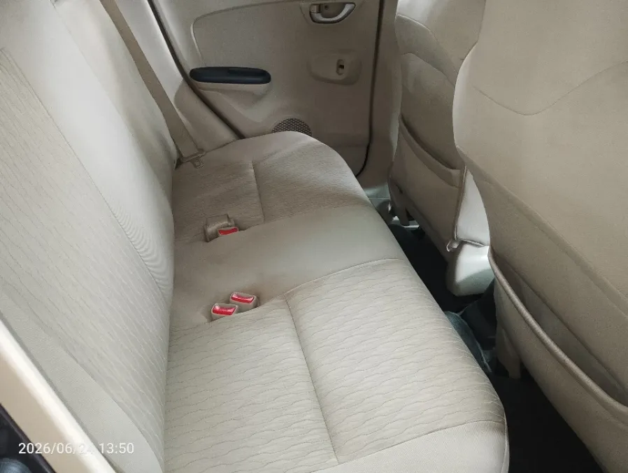 Foto Mobil Bekas Kabin Belakang Honda Brio 1.2 Satya E tahun 2018