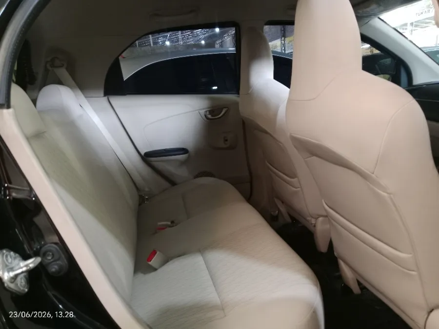 Foto Mobil Bekas Kabin Belakang Honda Brio 1.2 Satya E tahun 2018