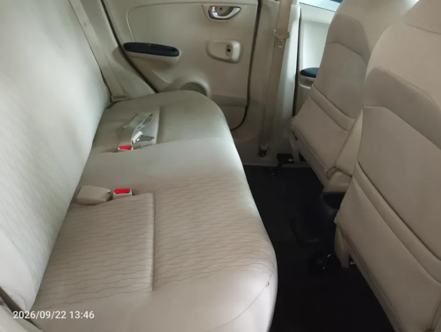 Foto Mobil Bekas Kabin Belakang Honda Brio 1.2 Satya E tahun 2018