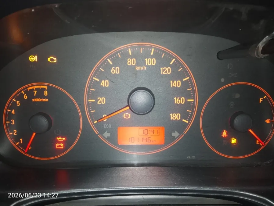Foto Mobil Bekas Odometer Honda Brio 1.2 Satya E tahun 2018