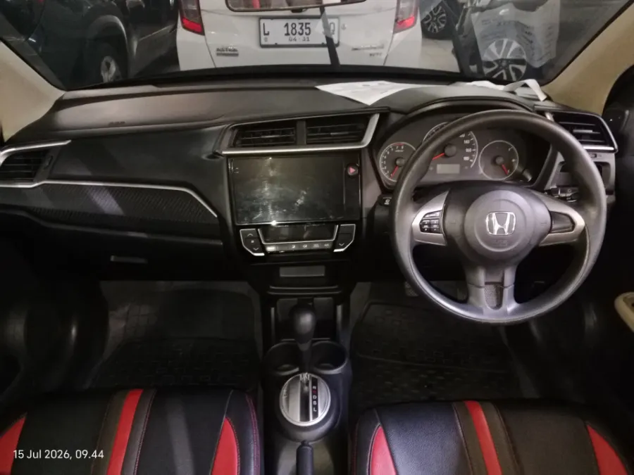 Foto Mobil Bekas Dashboard Honda Brio 1.2 Satya E tahun 2019