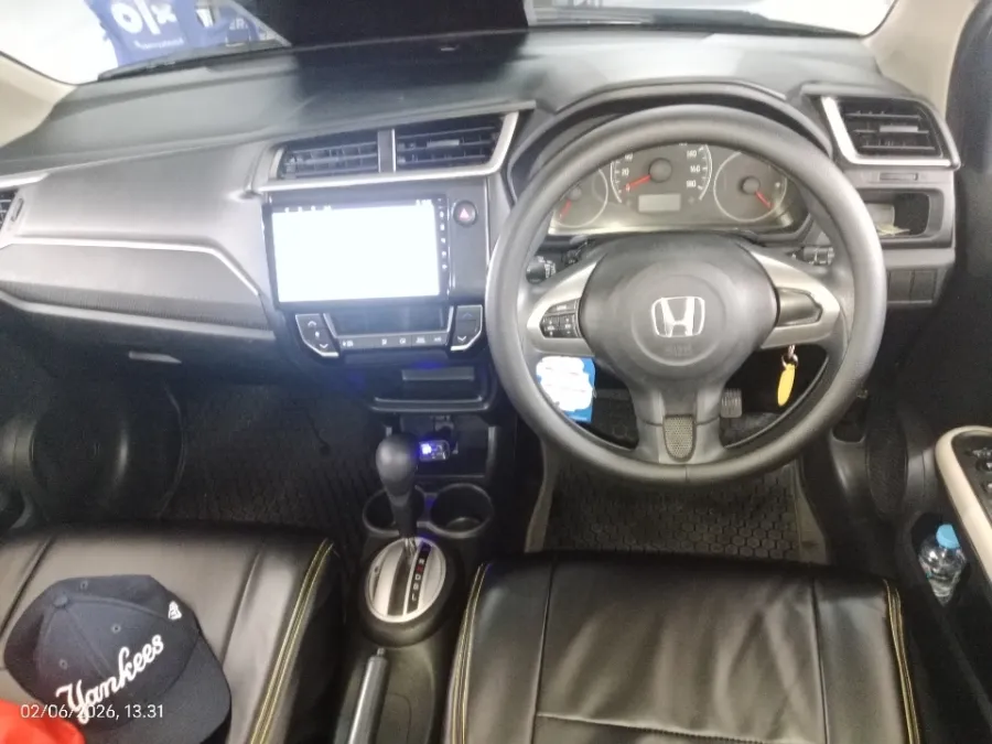Foto Mobil Bekas Dashboard Honda Brio 1.2 Satya E tahun 2019