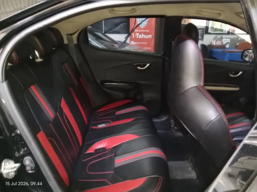 Foto Mobil Bekas Kabin Belakang Honda Brio 1.2 Satya E tahun 2019