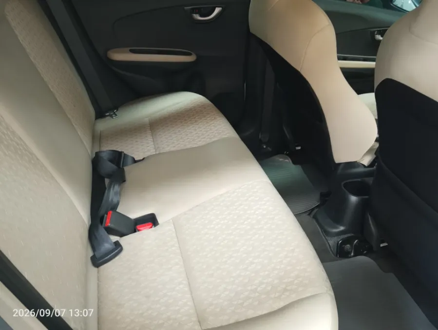 Foto Mobil Bekas Kabin Belakang Honda Brio 1.2 Satya E tahun 2019