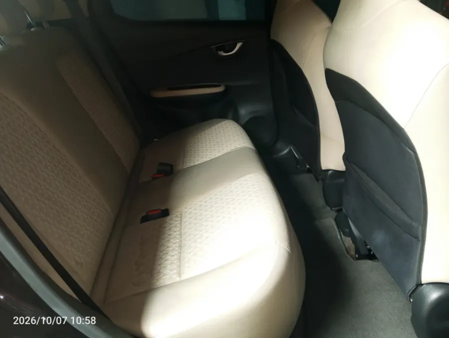 Foto Mobil Bekas Kabin Belakang Honda Brio 1.2 Satya E tahun 2019