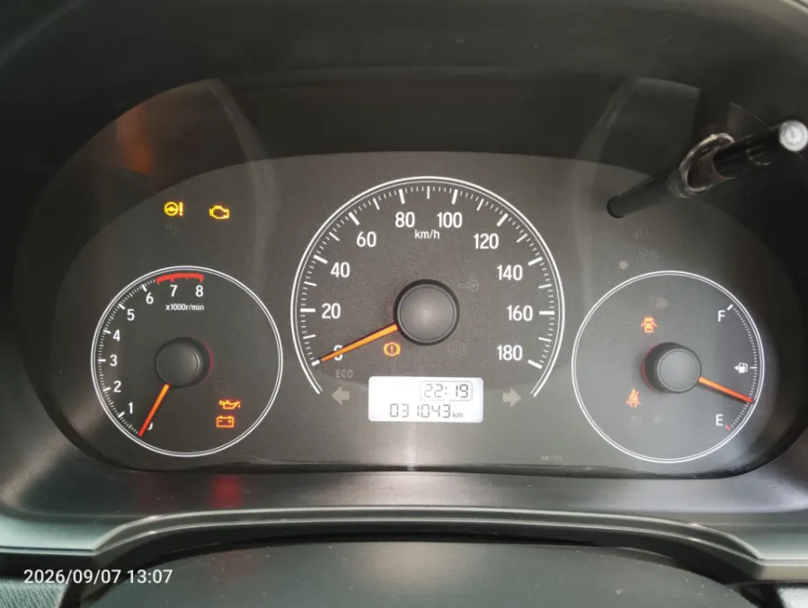 Foto Mobil Bekas Odometer Honda Brio 1.2 Satya E tahun 2019